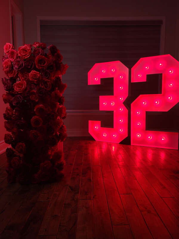 marquee number 32